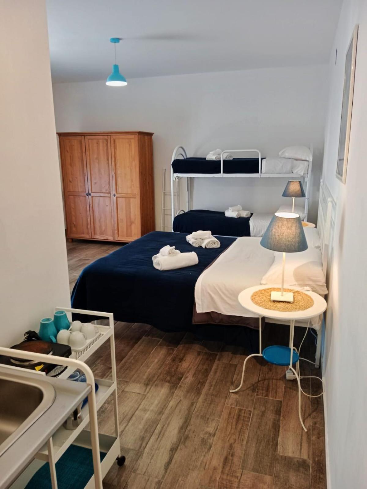 Brezza Marina Studios Montesilvano Marina Buitenkant foto